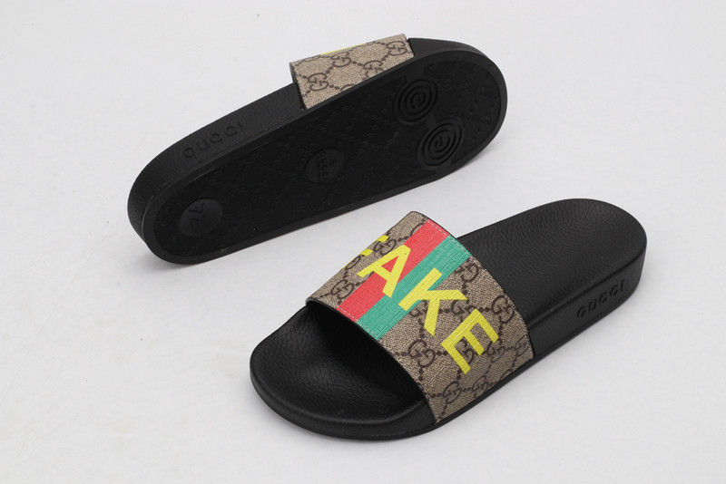 GUC LEATHER SLIDE