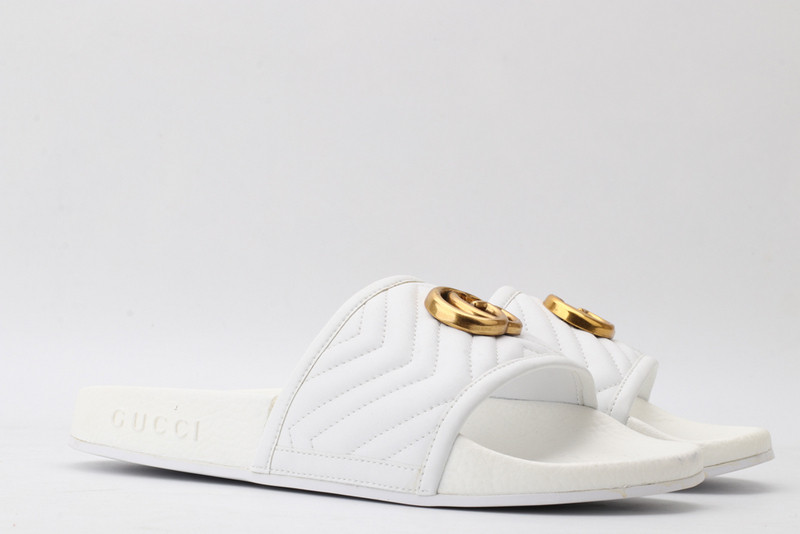 GUC LEATHER SLIDE
