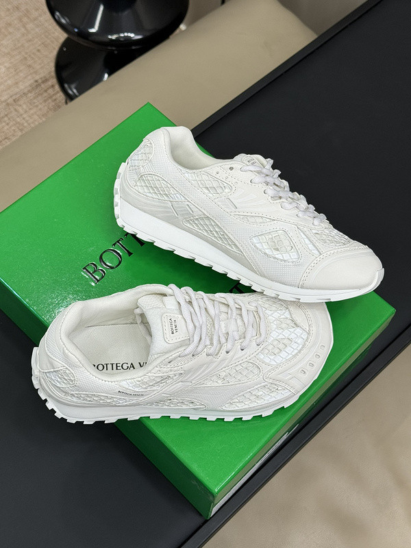 Bo*te*ga ve*ne*ta orbit sneaker