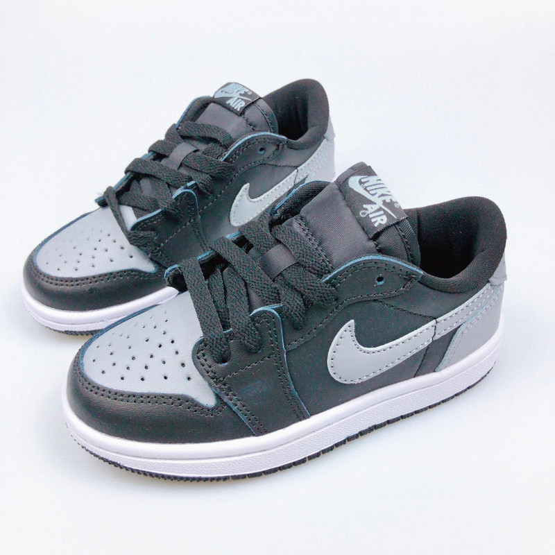 AIR JORDAN 1 KIDS SHOES