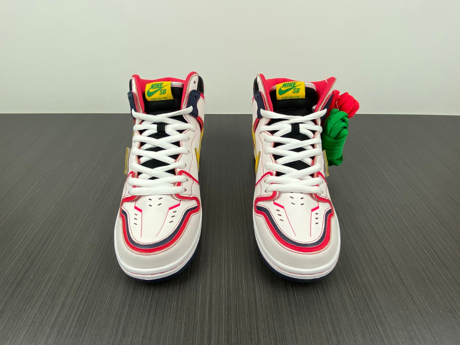 GUNDAM X DUNK HIGH SB ‘PROJECT UNICORN-RX-0’ DH7717-100