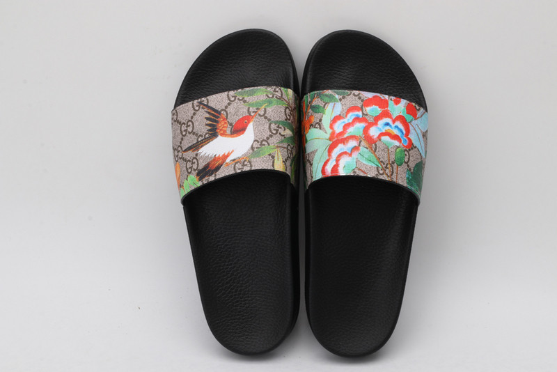 GUC LEATHER SLIDE