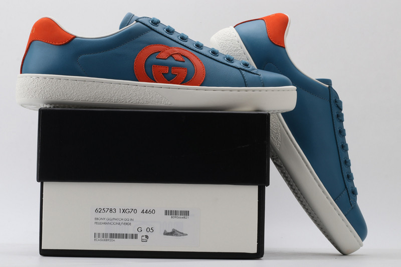 G*u*i sneakers