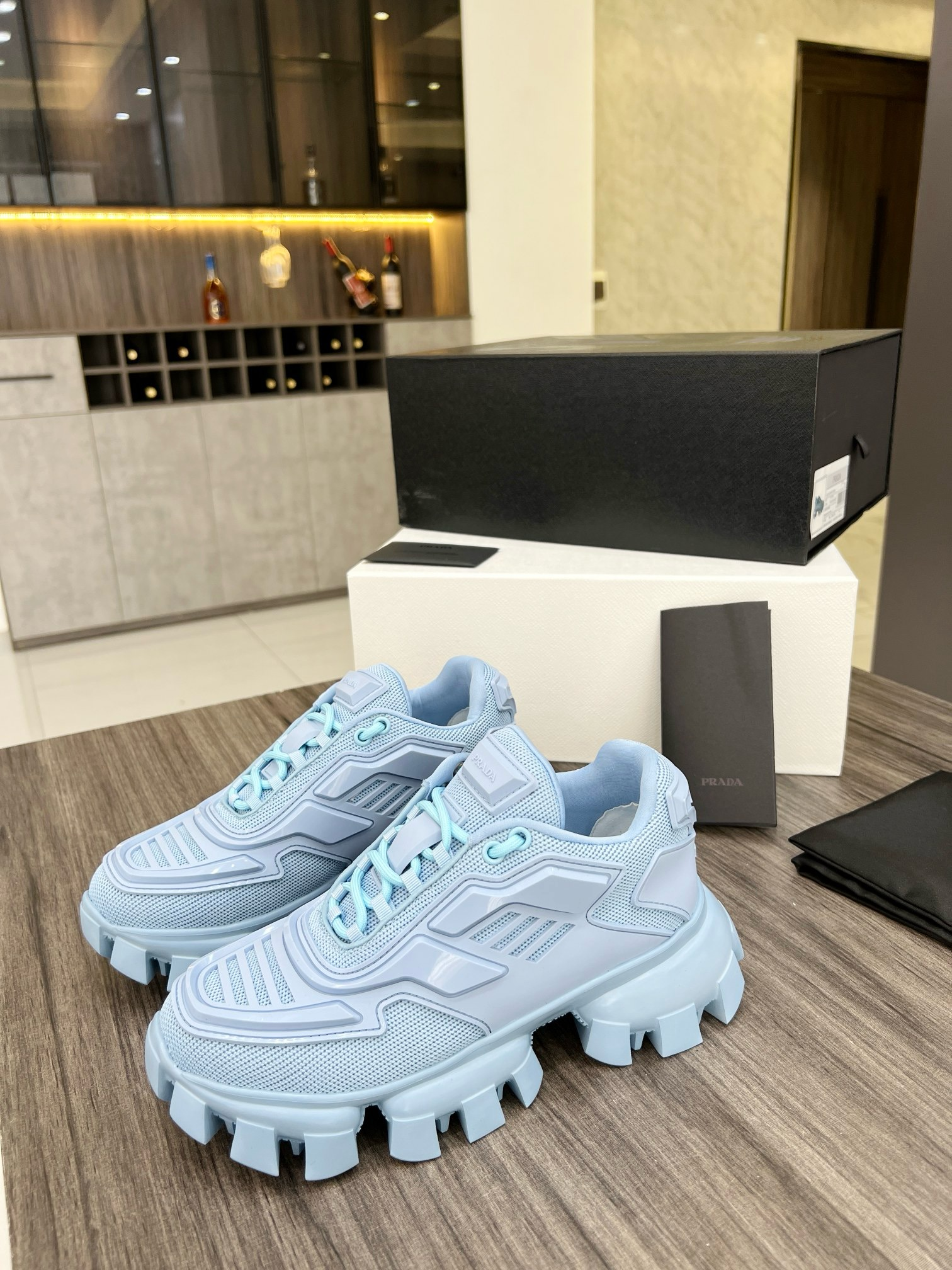 PR SNEAKER