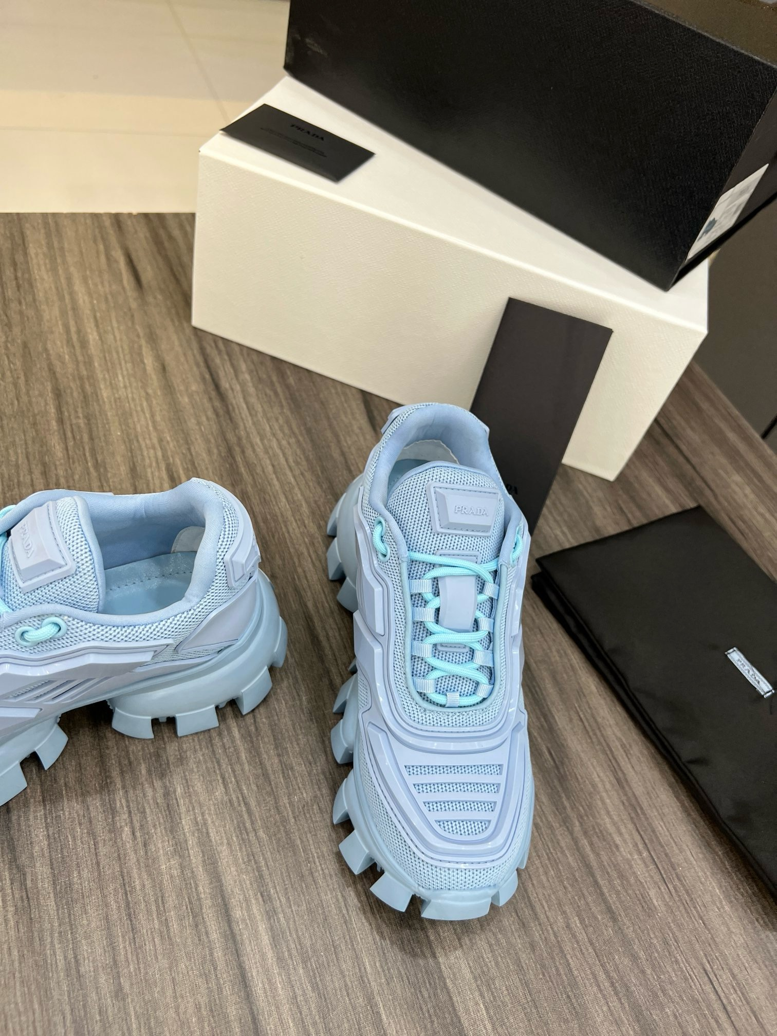 PR SNEAKER