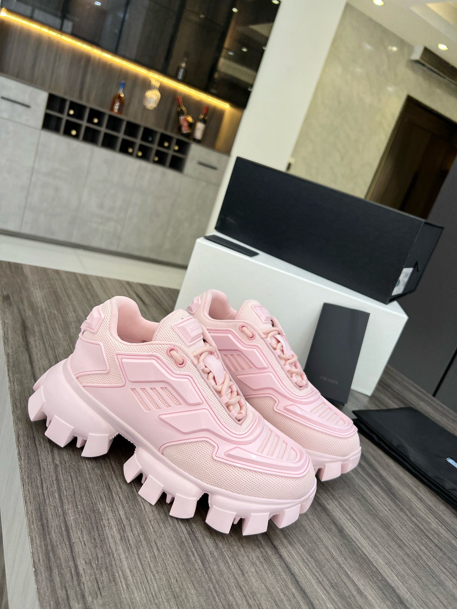 PR SNEAKER
