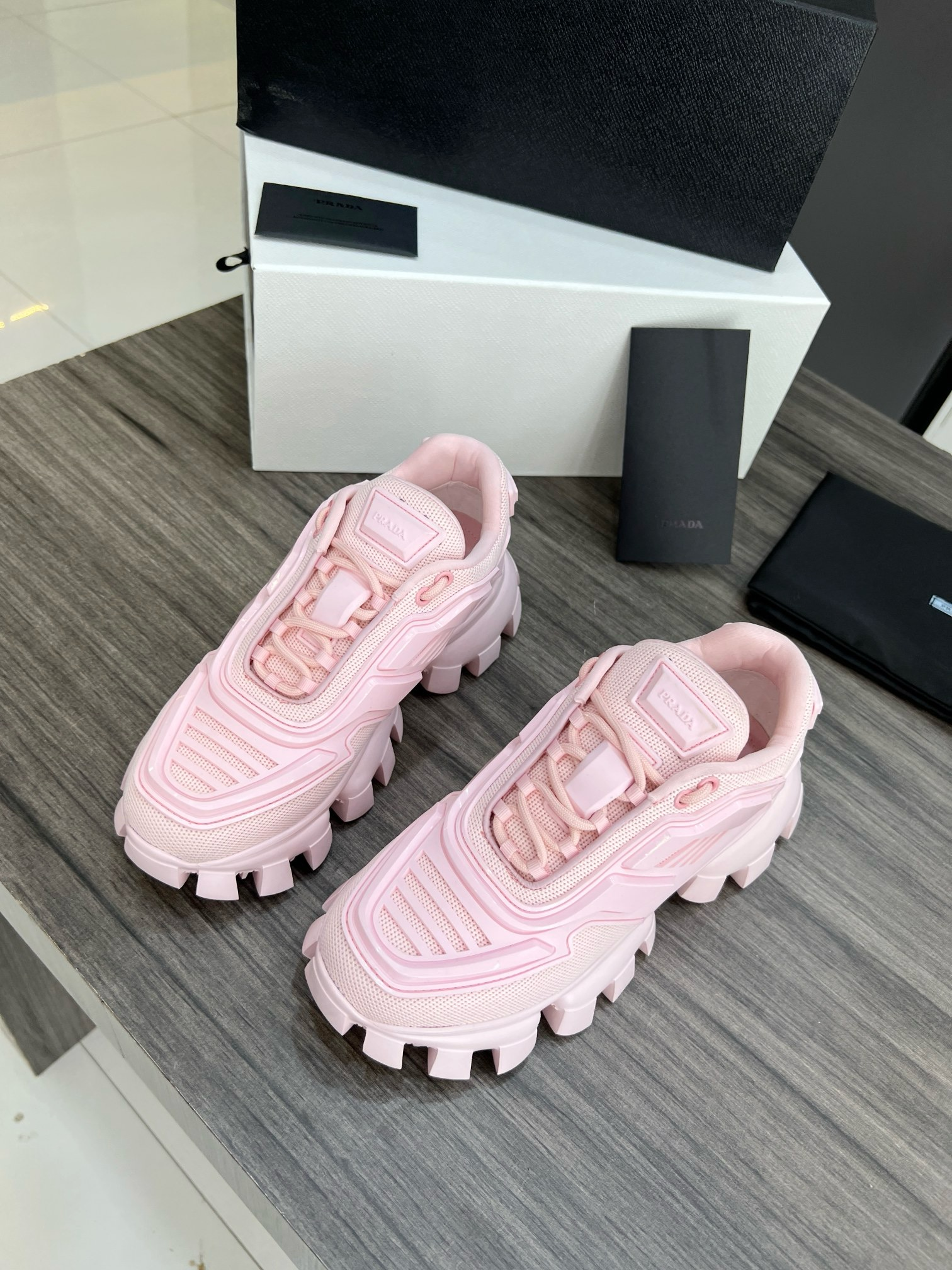PR SNEAKER