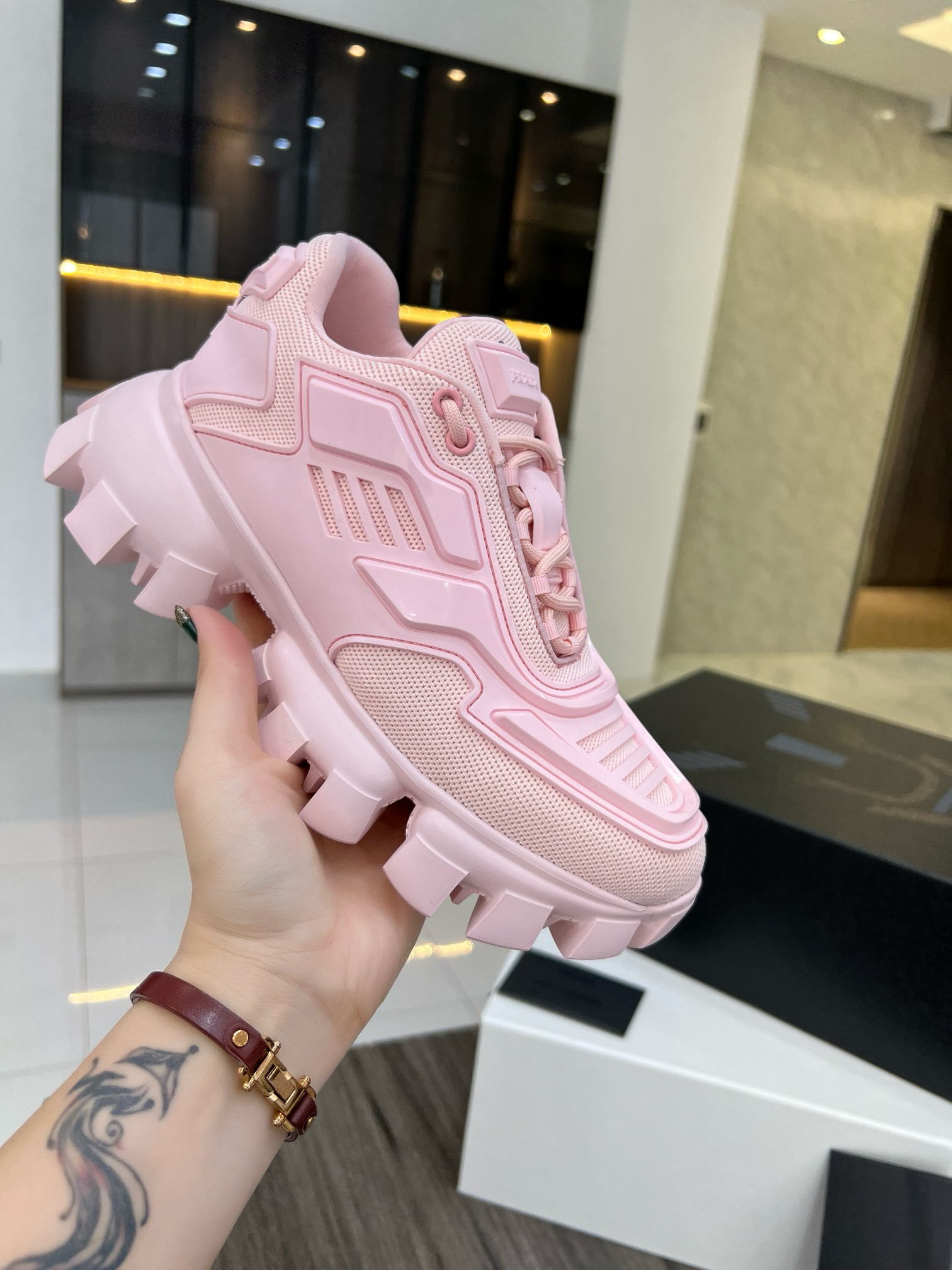 PR SNEAKER