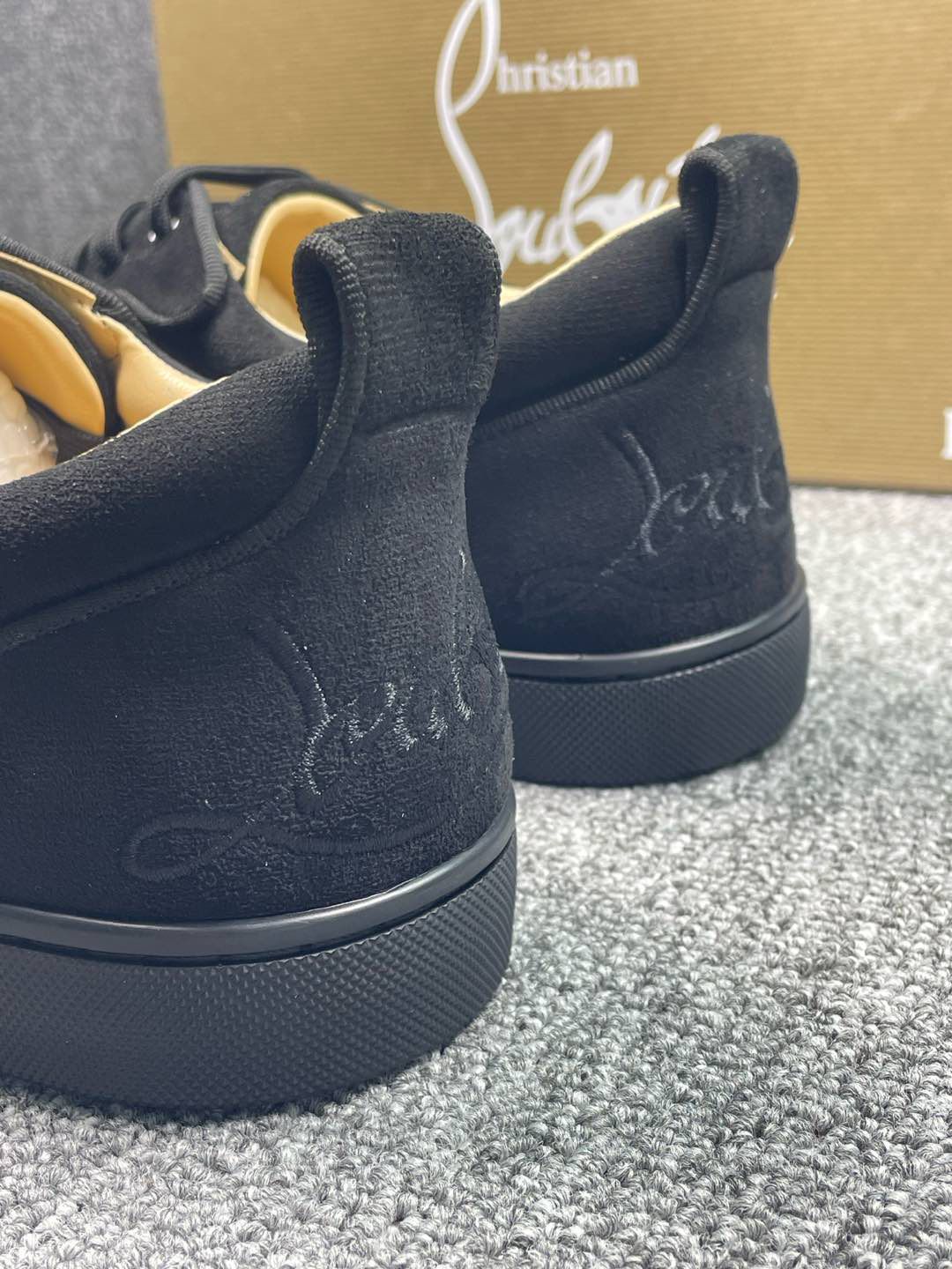 CHIAN LOUIN SNEAKER