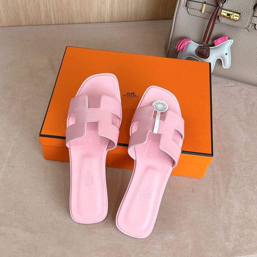 H*rmes Sandals