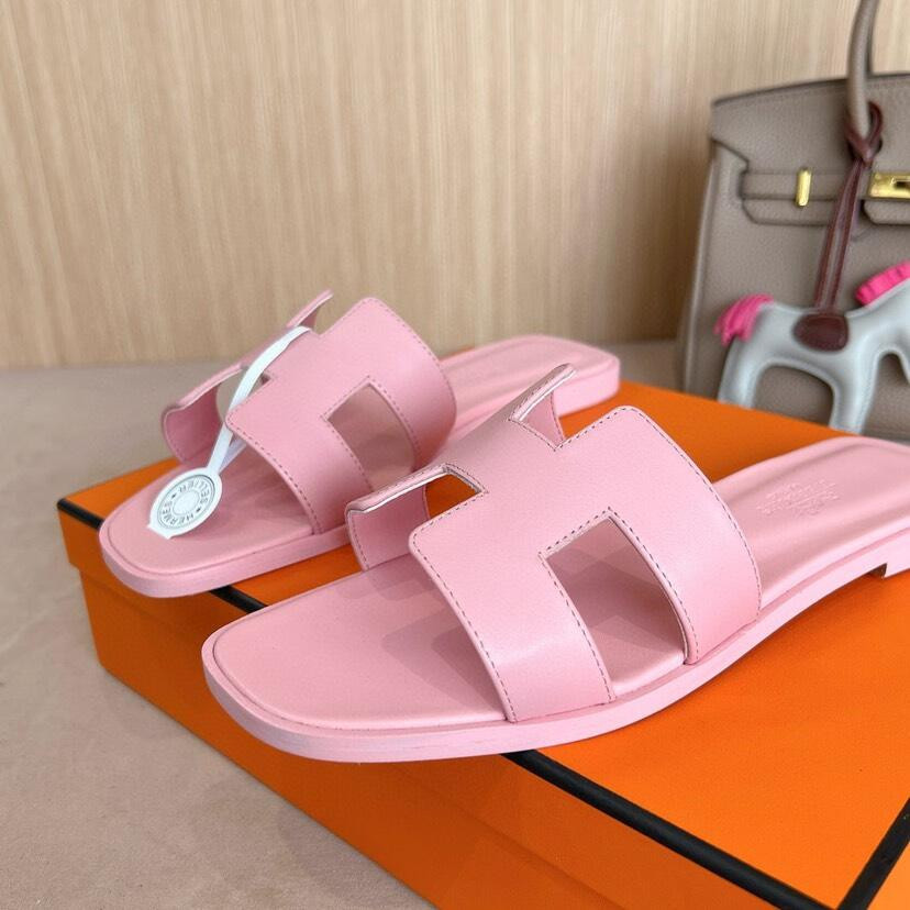 H*rmes Sandals