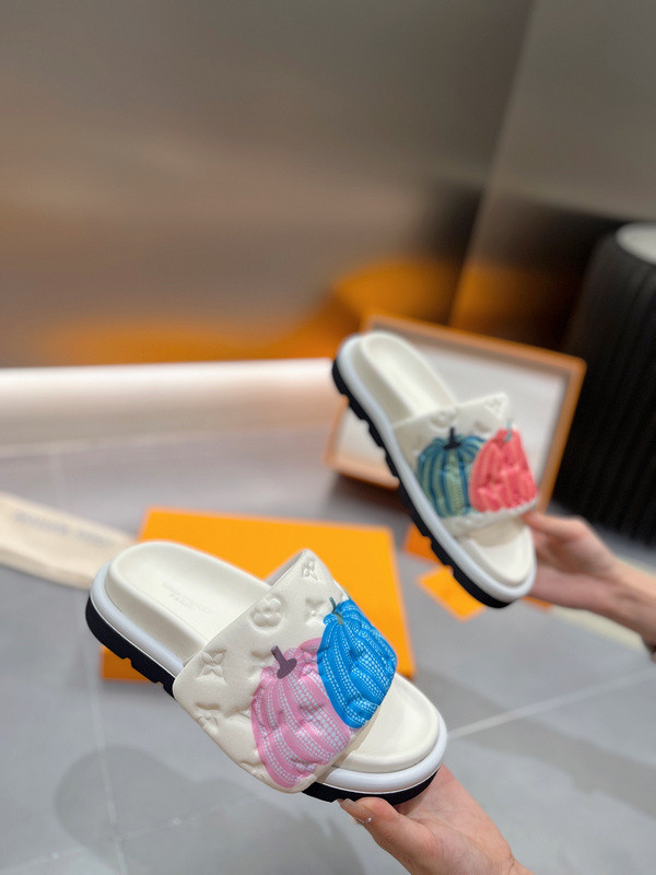 LOU1_TON SLIPPERS