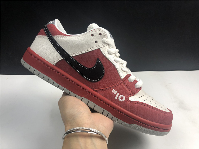NIKE DUNK LOW “ROLLER DERBY” 313170-601