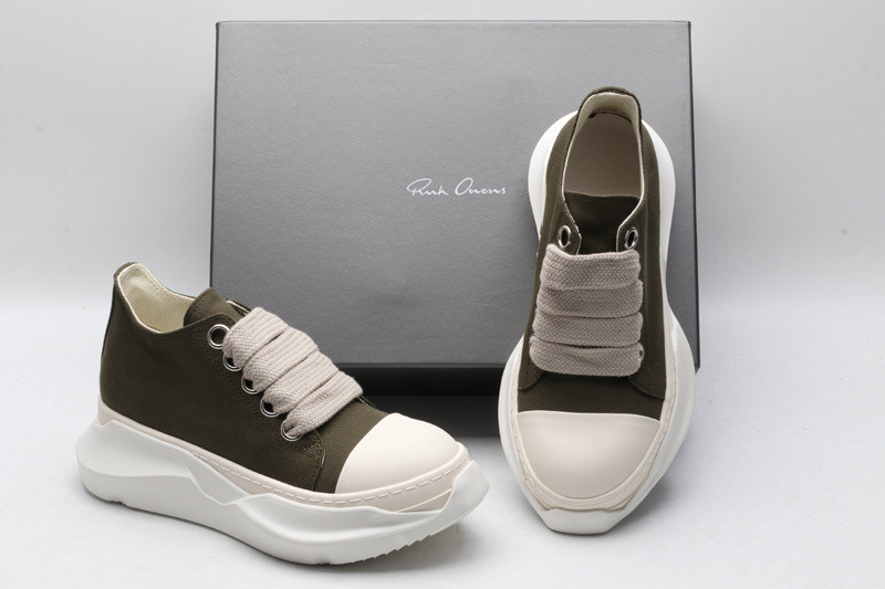 RICK 0WENS SNEAKERS