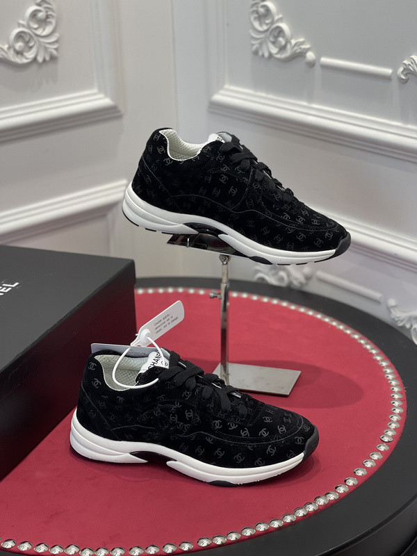 CHA_NEL SNEAKERS