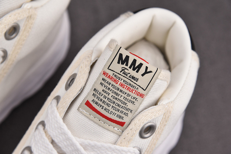 MAISON MIHARA SNEAKERS