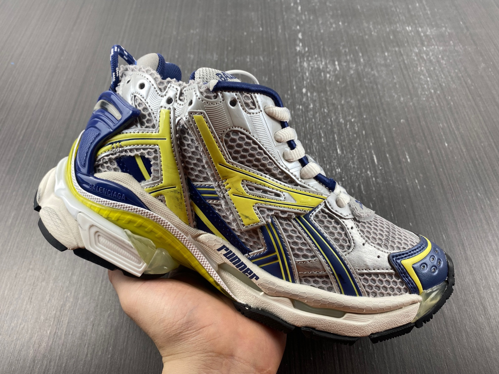 Ba*len*cia*ga runner 677402 w3rb5 9174