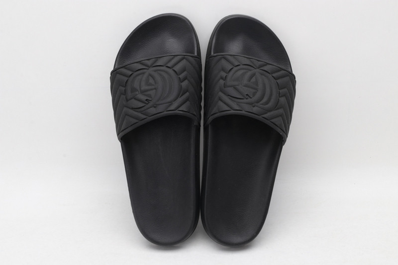 GUC LEATHER SLIDE