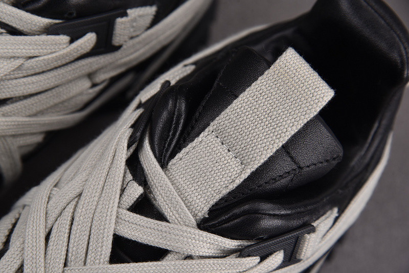 RICK 0WENS SNEAKERS