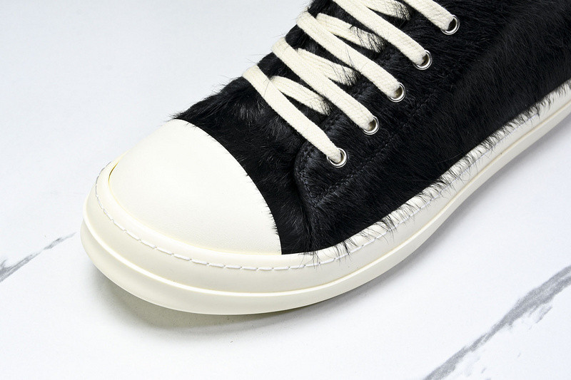 RICK 0WENS SNEAKERS