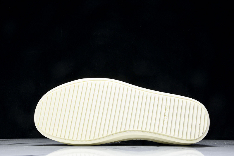 RICK 0WENS SNEAKERS