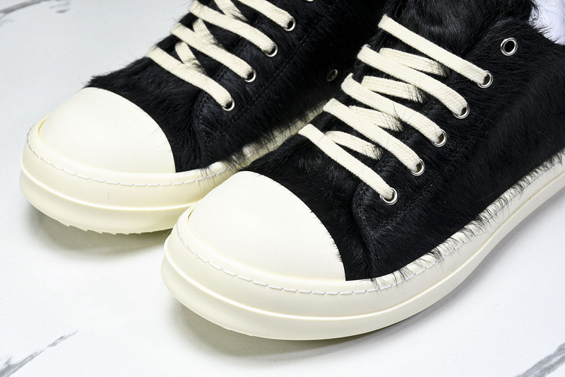 RICK 0WENS SNEAKERS