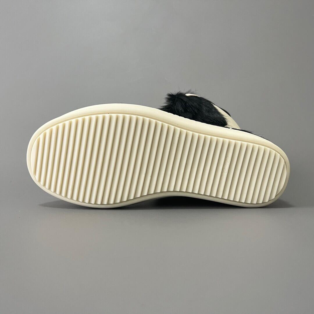 RICK 0WENS SNEAKERS