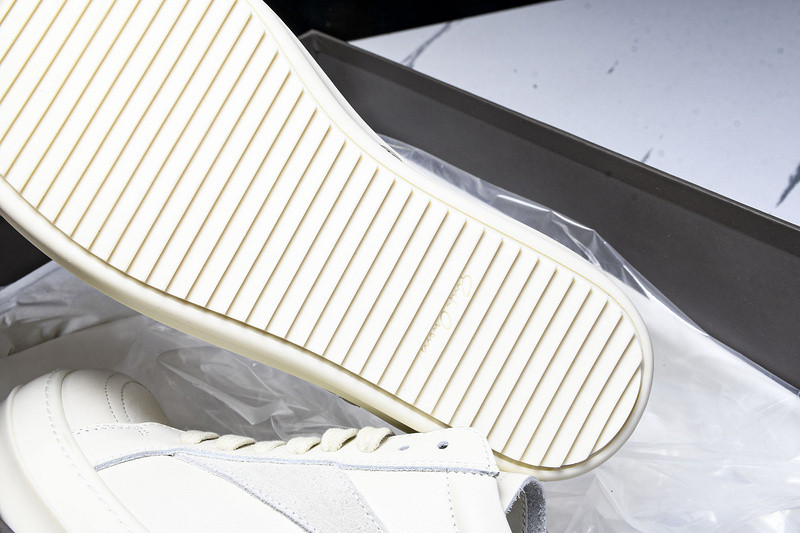 RICK 0WENS SNEAKERS