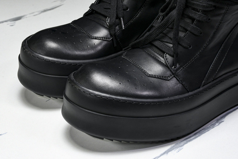 RICK 0WENS SNEAKERS