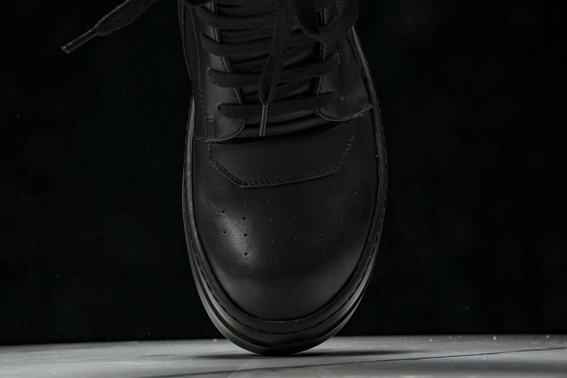 RICK 0WENS SNEAKERS