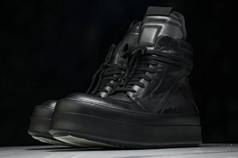 RICK 0WENS SNEAKERS
