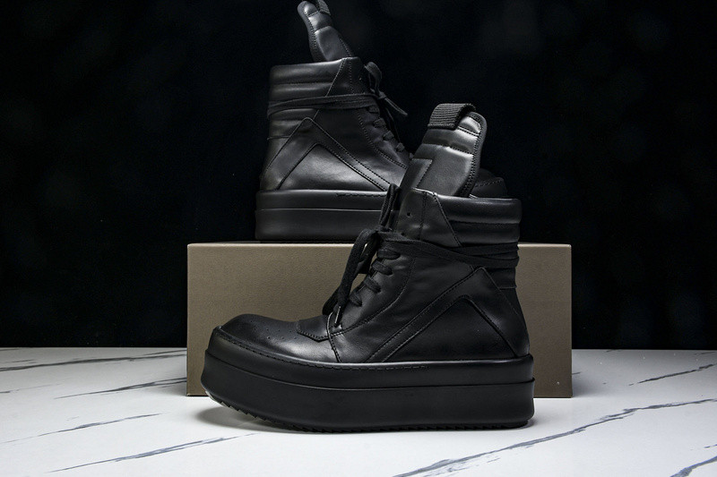 RICK 0WENS SNEAKERS