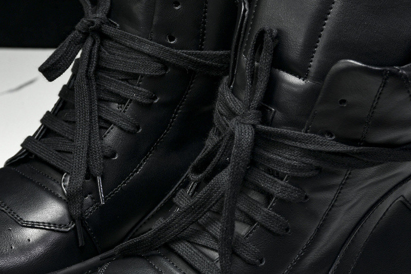 RICK 0WENS SNEAKERS