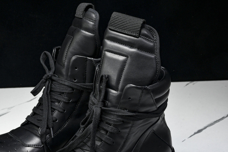 RICK 0WENS SNEAKERS