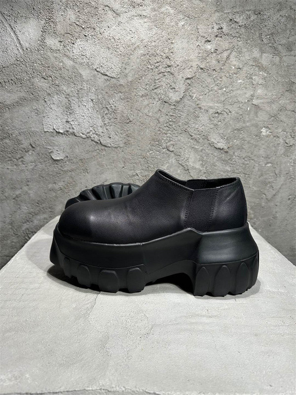 RICK 0WENS SNEAKERS
