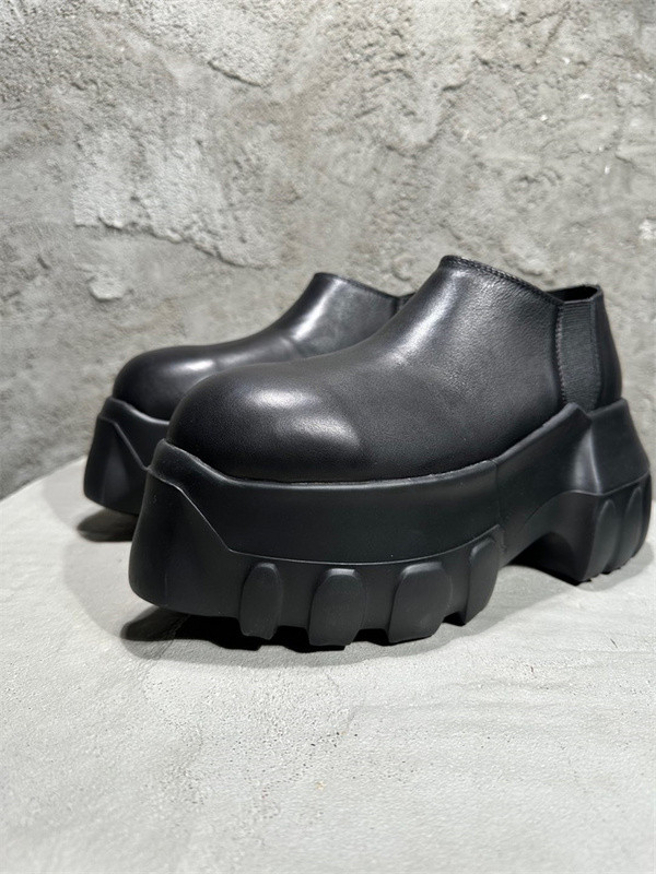 RICK 0WENS SNEAKERS