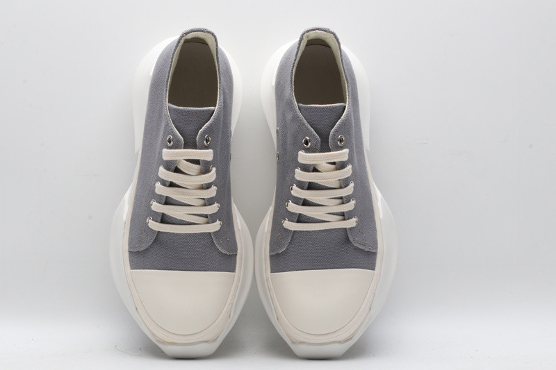 RICK 0WENS SNEAKERS