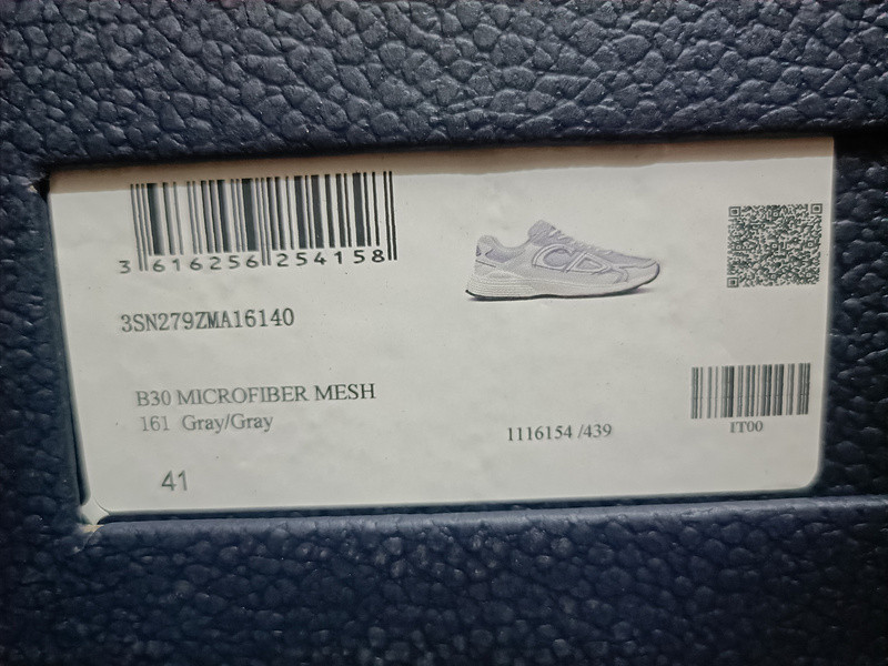 DR B30 SNEAKER