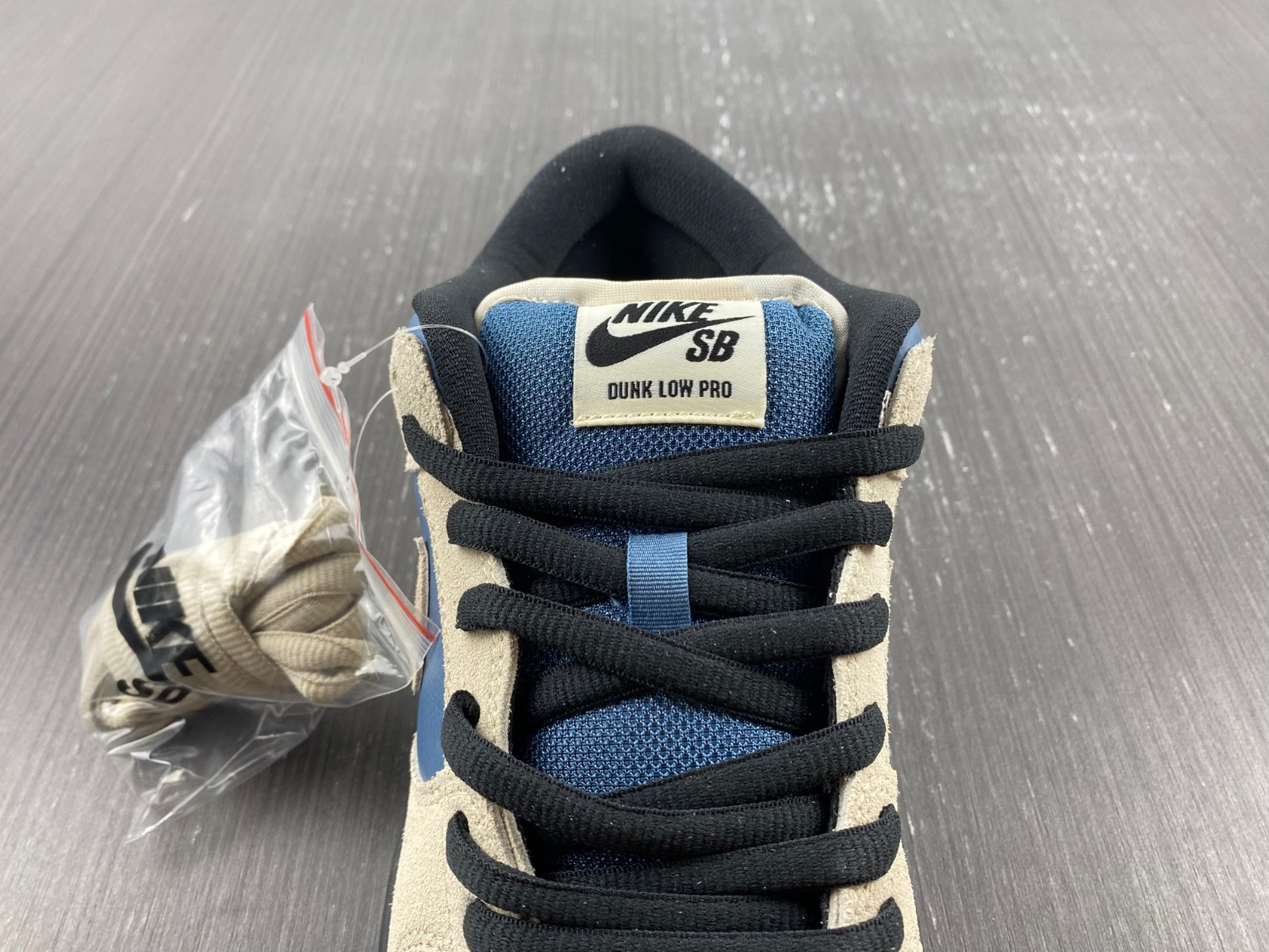 Nike SB Dunk Low Light Cream Thunderstorm BQ6817-200