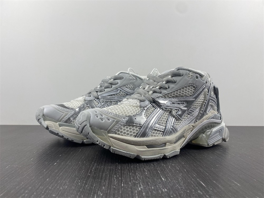 Ba*len*cia*ga runner 677402 w3rbl 8100