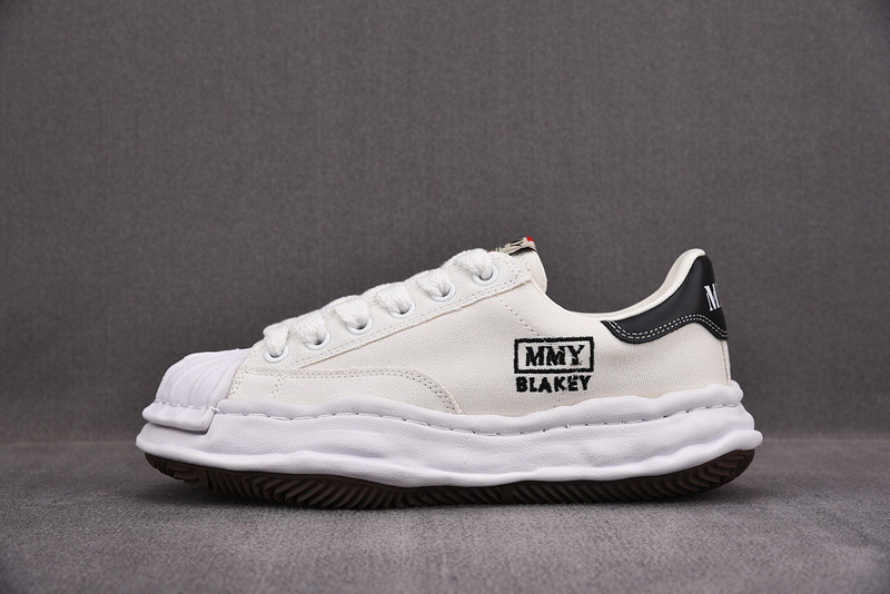 MAISON MIHARA SNEAKERS