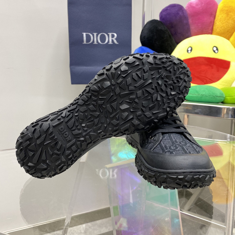 DR B28 SNEAKER