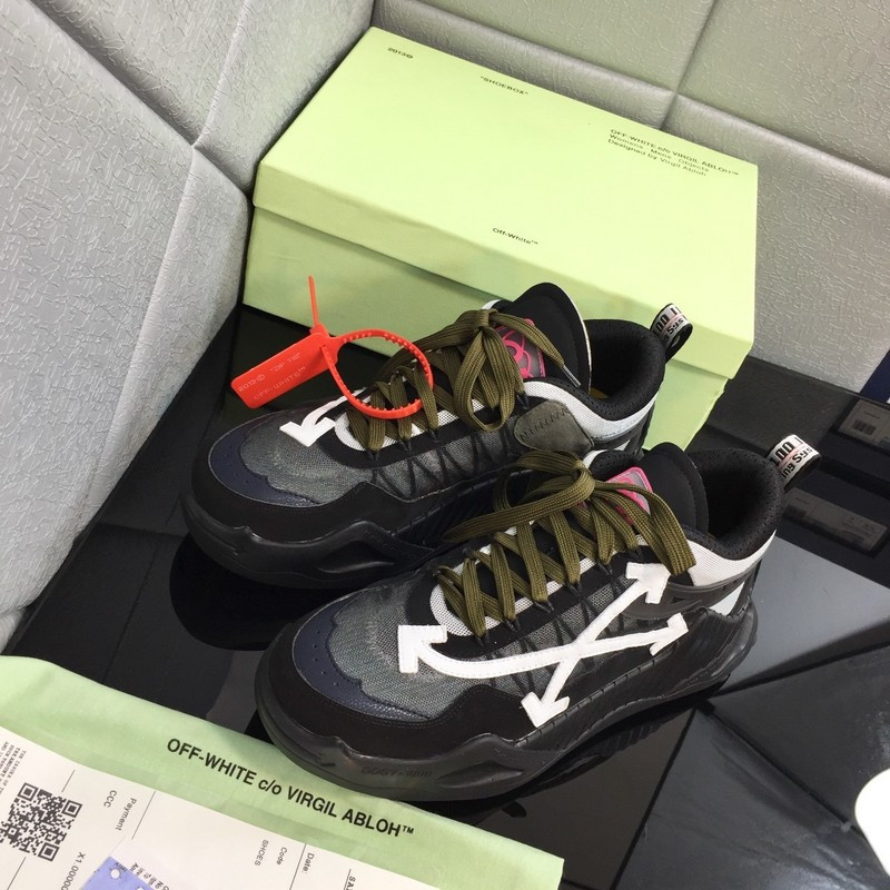 OW C/O ODSY-1000 SPORTS SHOES
