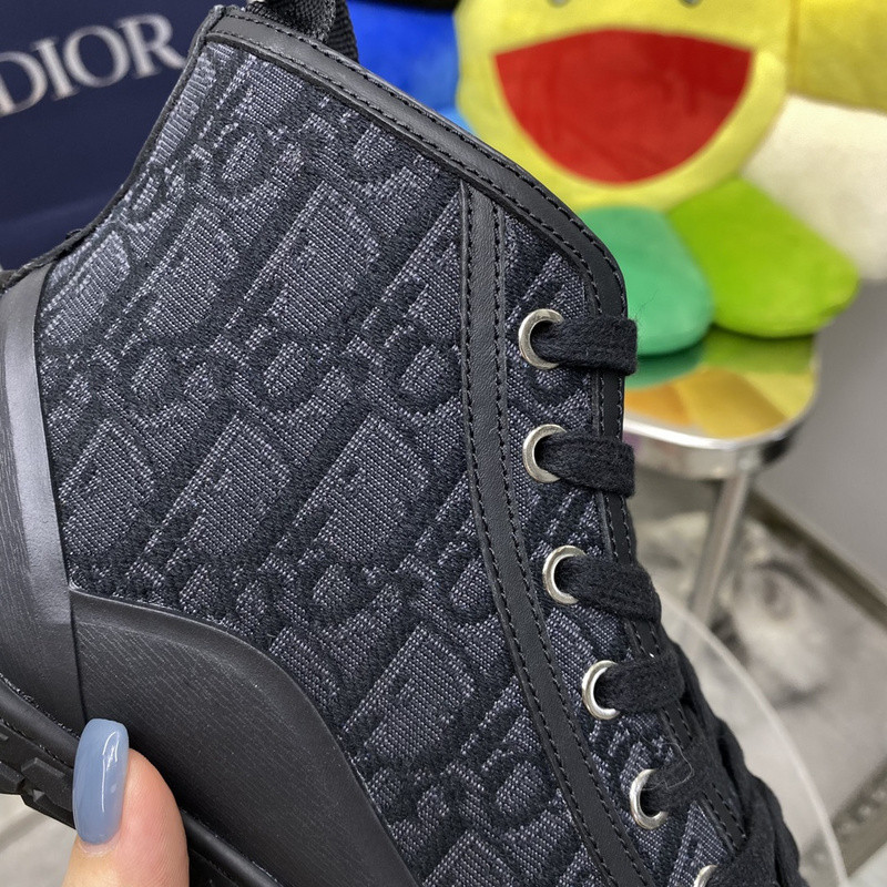 DR B28 SNEAKER
