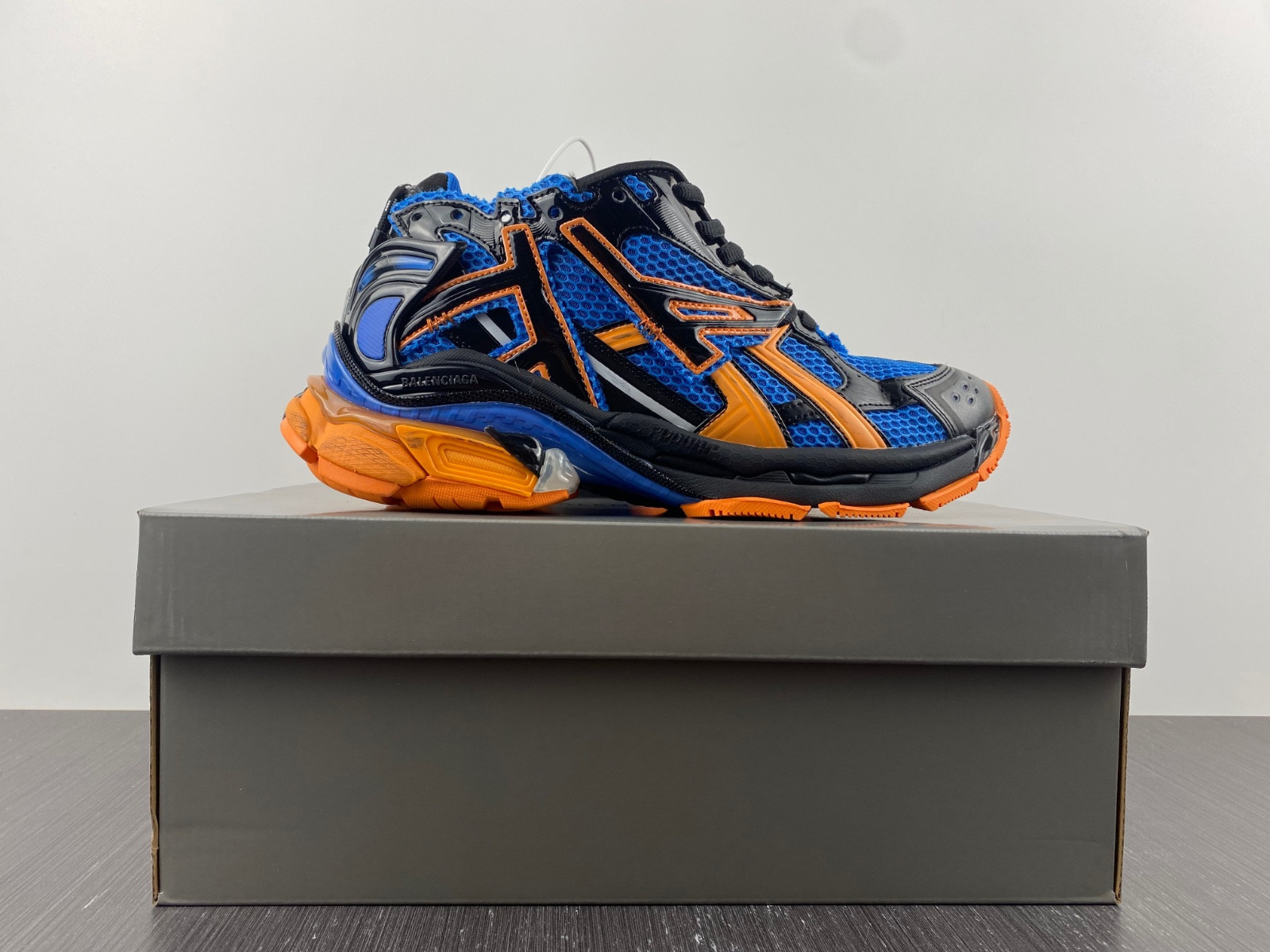Ba*len*cia*ga runner 677403 w3rb1 1120