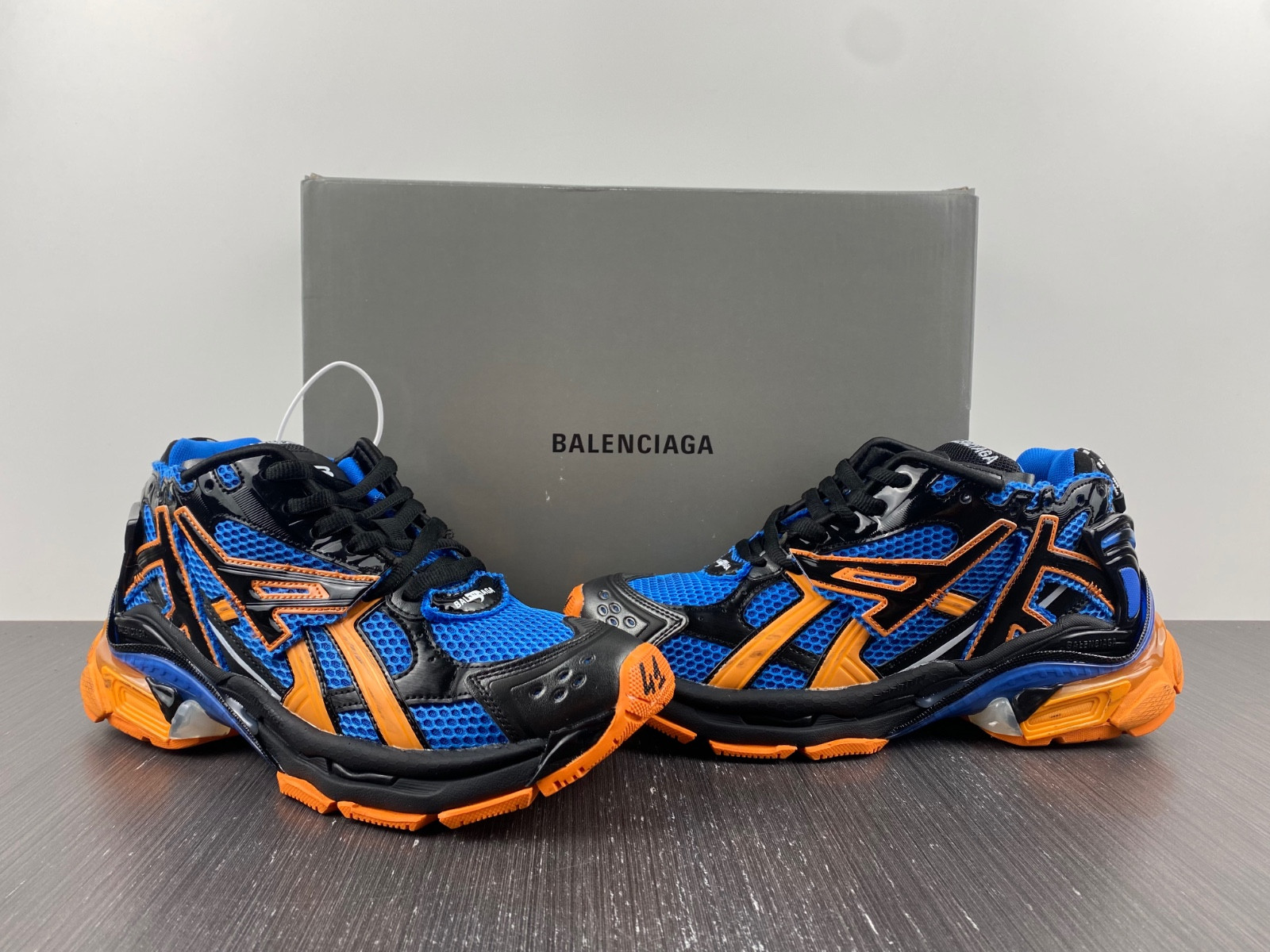 Ba*len*cia*ga runner 677403 w3rb1 1120