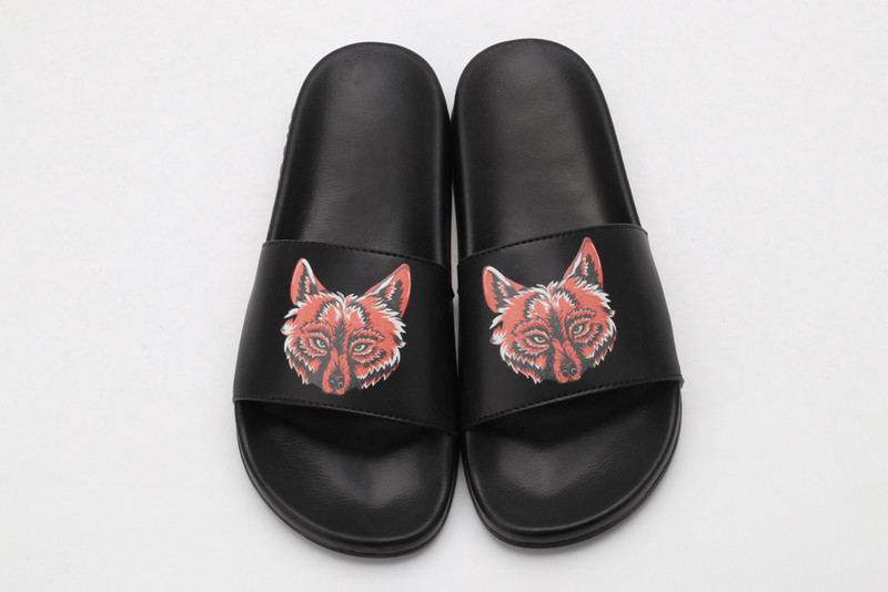 GUC LEATHER SLIDE