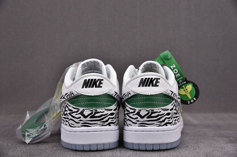 Nike Dunk Low Doernbecher Zoe DR7305-100