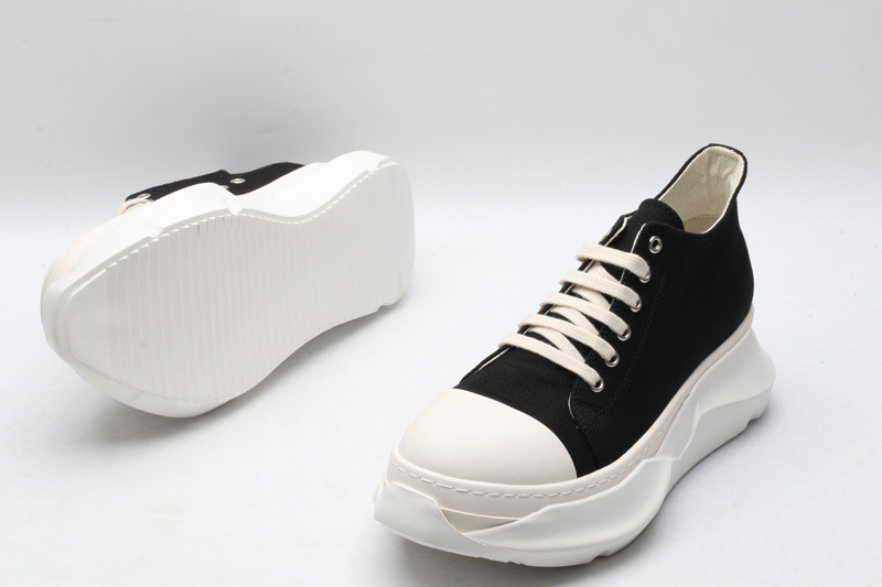 RICK 0WENS SNEAKERS