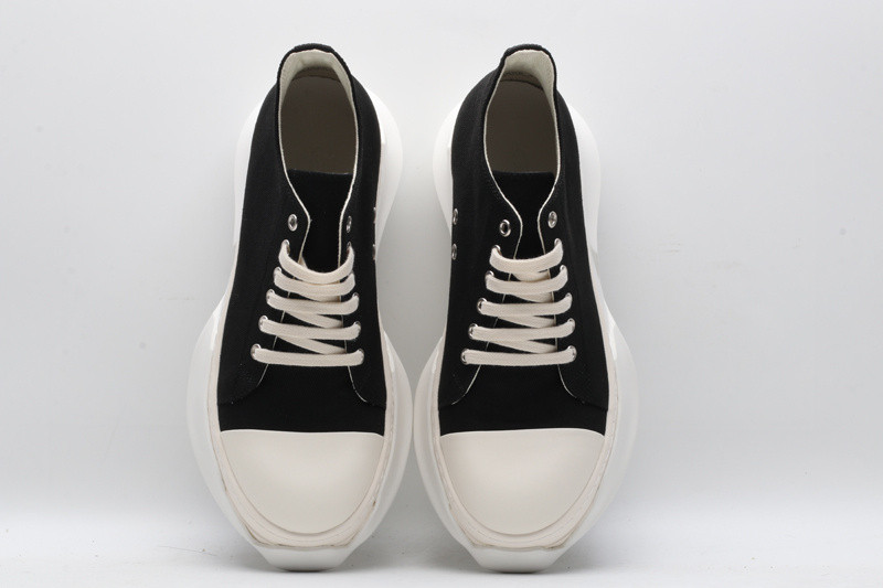 RICK 0WENS SNEAKERS